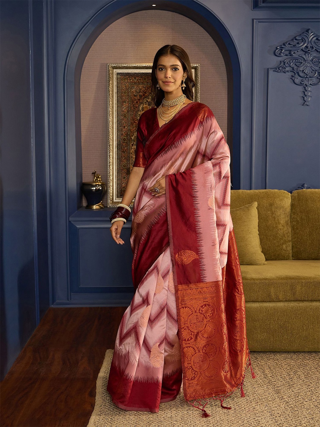 

Dori Woven Design Zari Banarasi Saree, Lavender