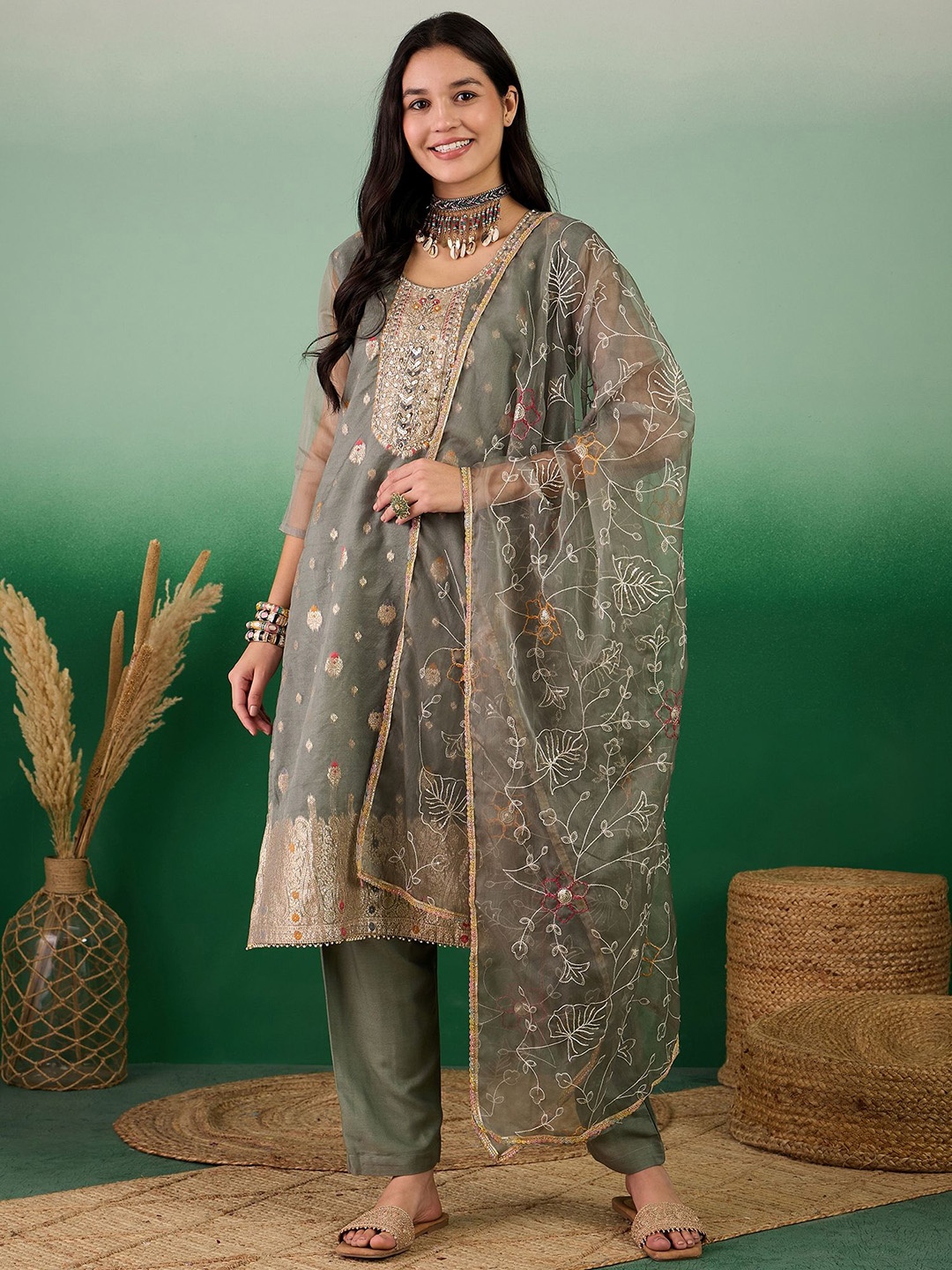 

Maroosh Women Gotta Patti Straight Kurta Sets With Trousers & Dupatta, Grey