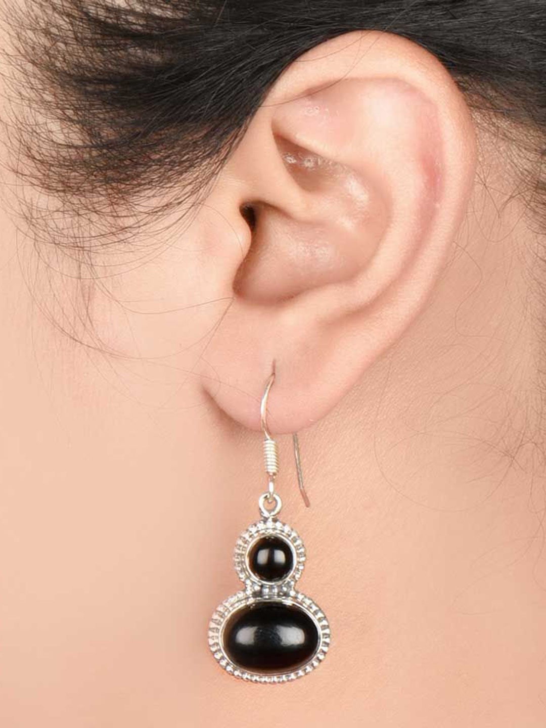 

Indianshelf 92.5 Sterling Silver Stone Studded Contemporary Drop Earrings