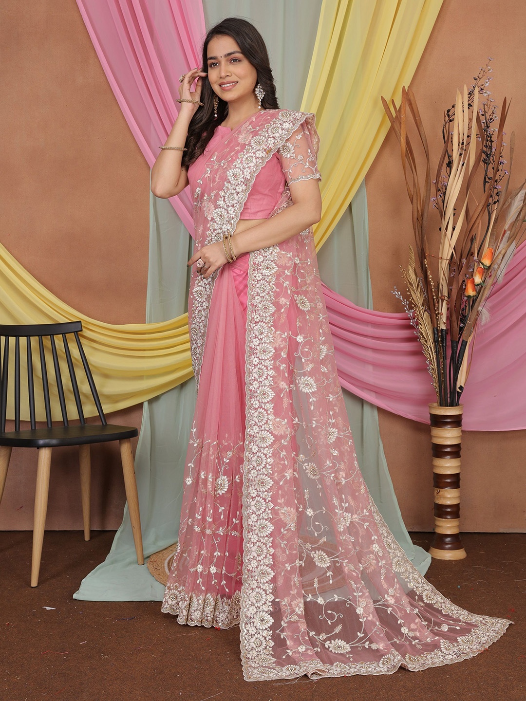 

Arron Creats Floral Embroidered Net Saree, Pink