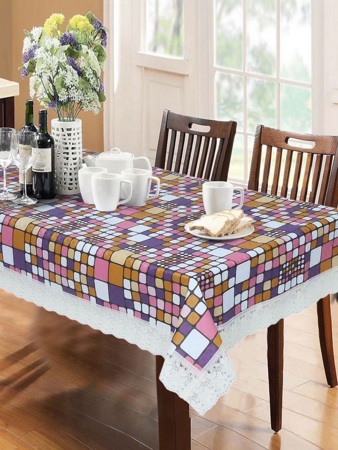 

LooMantha Purple Geometric Printed Waterproof 6-Seater Table Cover