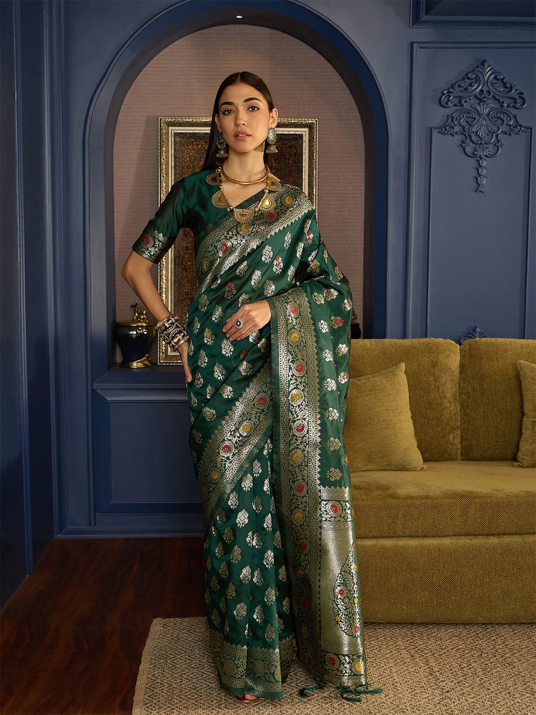 

Dori Woven Design Zari Banarasi Saree, Green