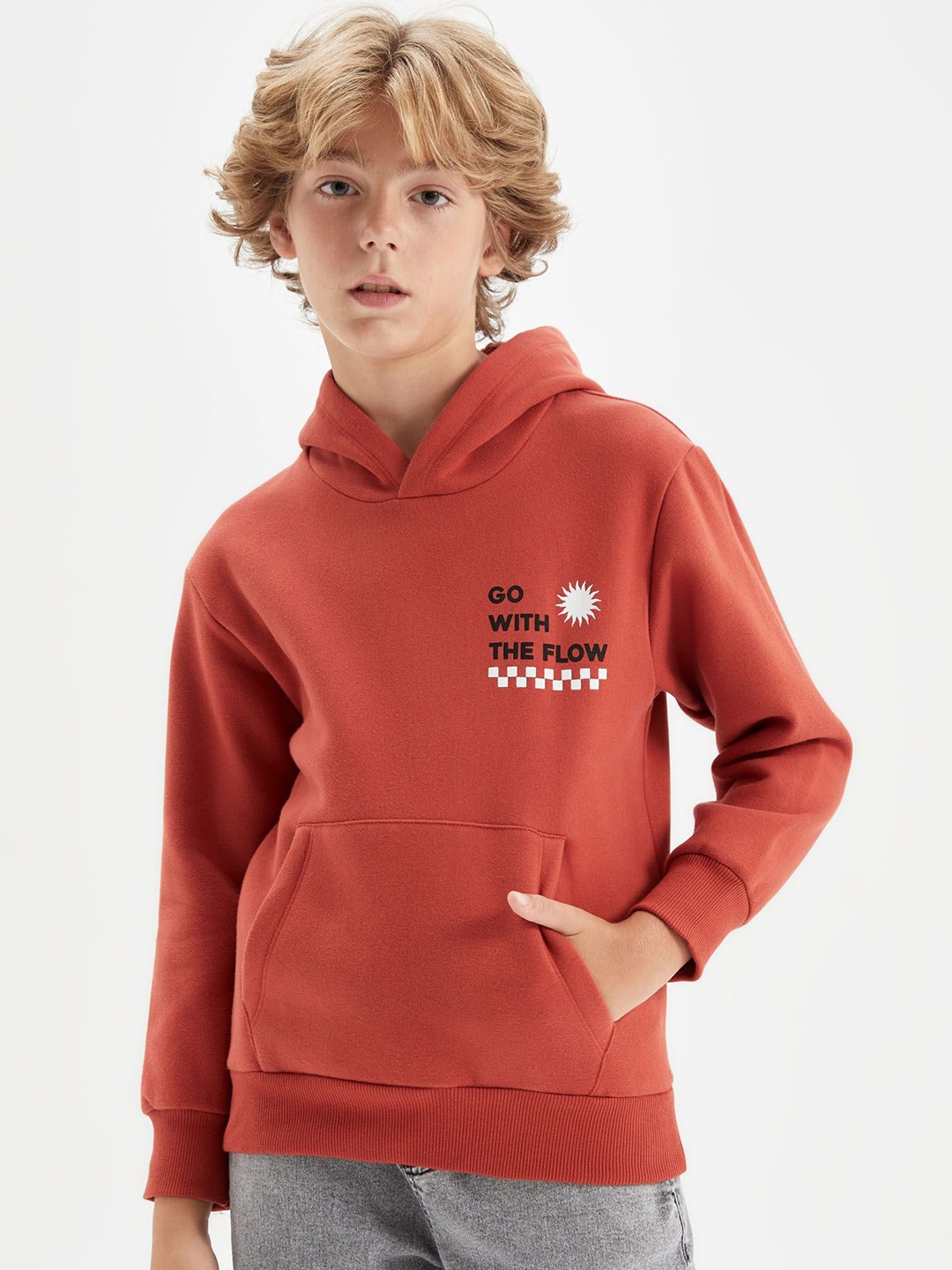 

DeFacto Boys Printed Hooded Sweatshirt, Maroon