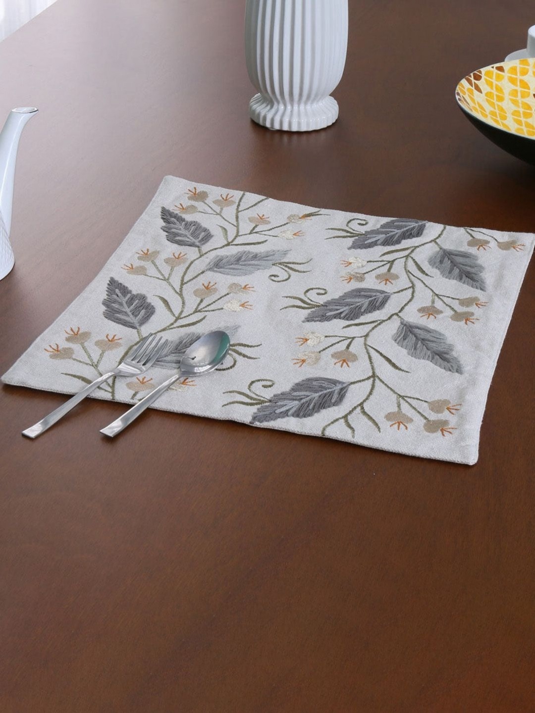 

Athome by Nilkamal White & Grey Floral Embroidered Cotton Table Placemat