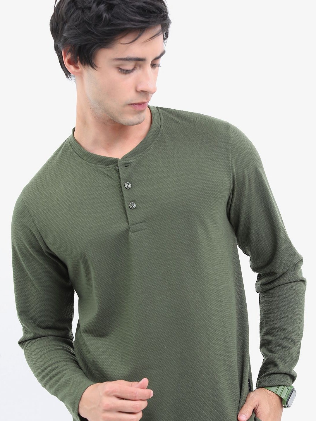 

HIGHLANDER Men Self Design Henley Neck T-shirt, Olive
