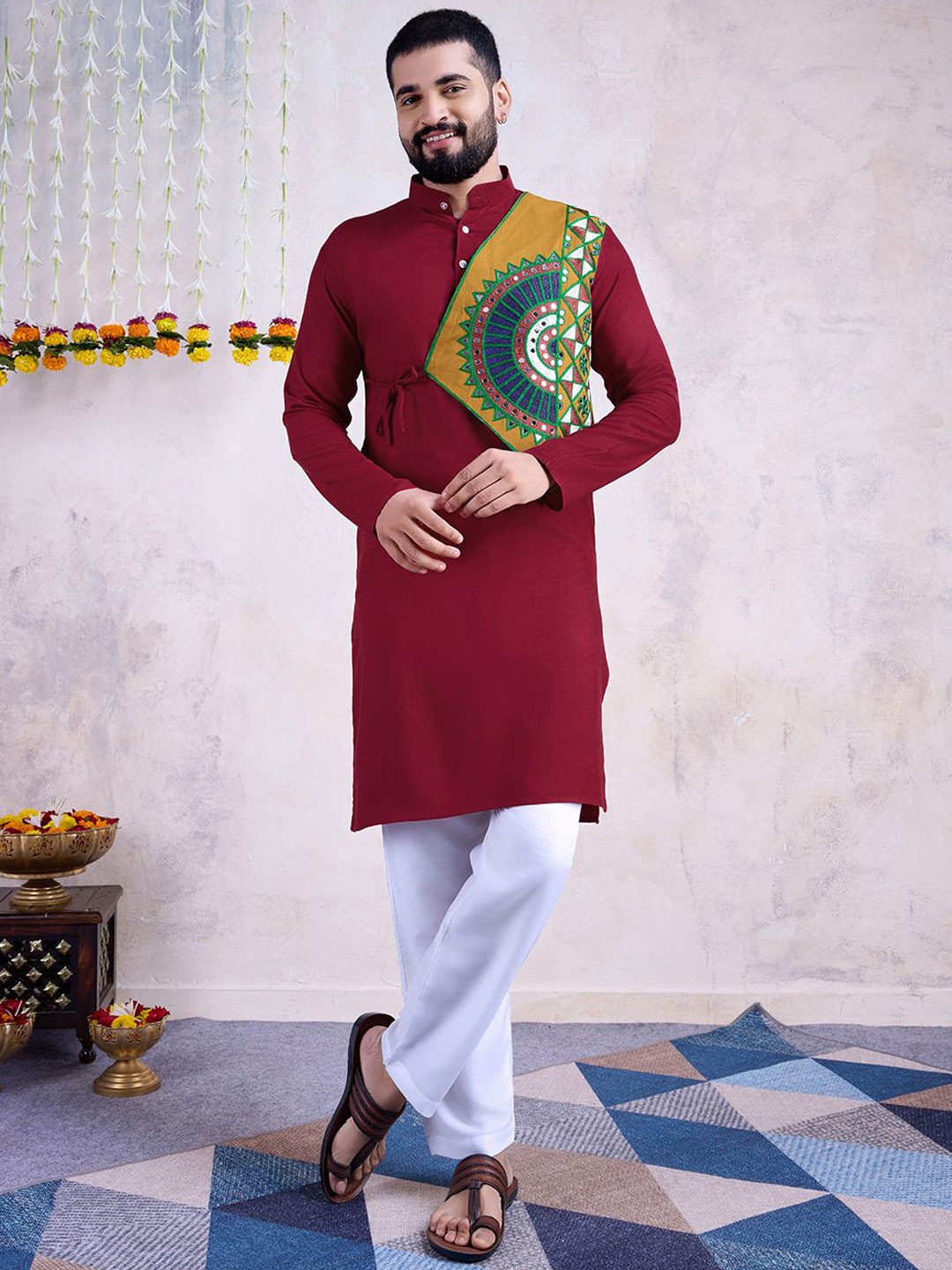 

SHUBHVASTRA Geometric Embroidered Mandarin Collar Angrakha Mirror Work Straight Kurta, Maroon