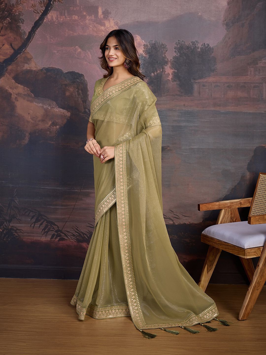 

House of Pataudi Solid Embroidered Saree With Blouse Piece, Green