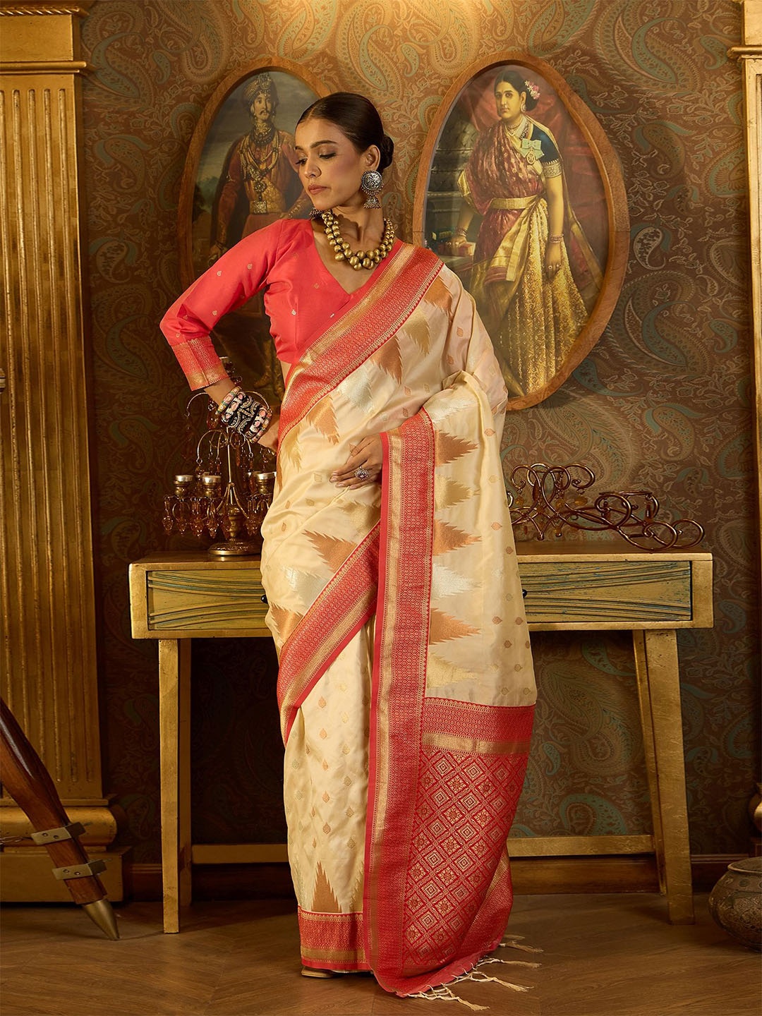 

Dori Woven Design Pure Silk Banarasi Saree, Cream