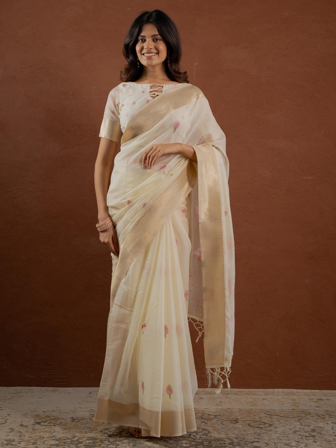 

Sangria Woven Design Banarasi Saree, White