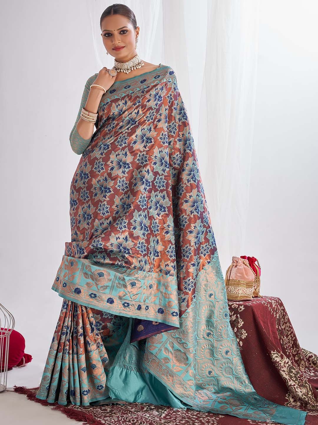 

Quelea Floral Printed Zari Pure Silk Banarasi Saree, Brown