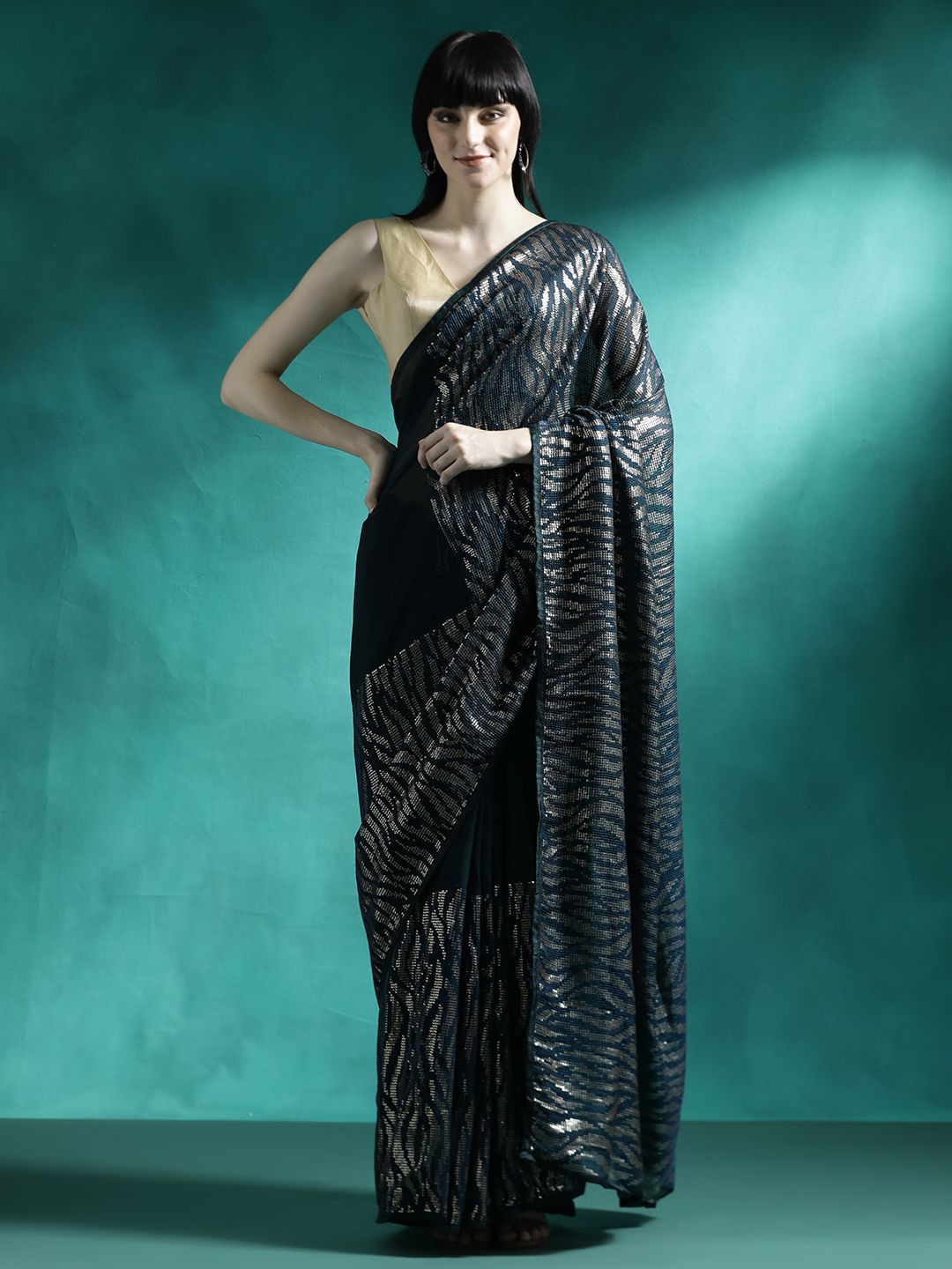 

Sangria Embroidery Saree With Blouse Piece, Teal