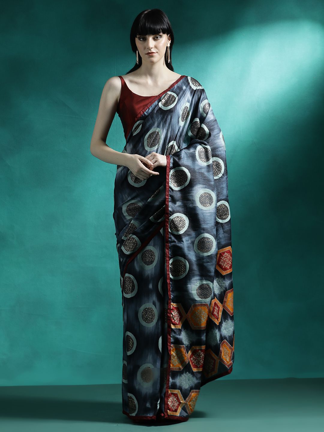 

Sangria Geometric Printed Saree With Blouse Piece, Black