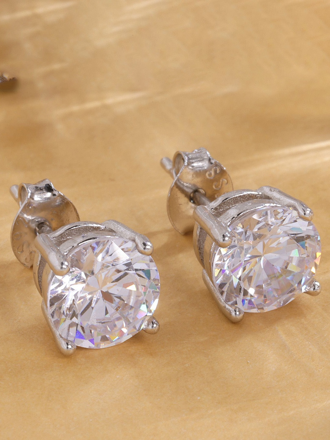 

DEESSA 925 Sterling Silver Rhodium-Plated Contemporary Studs