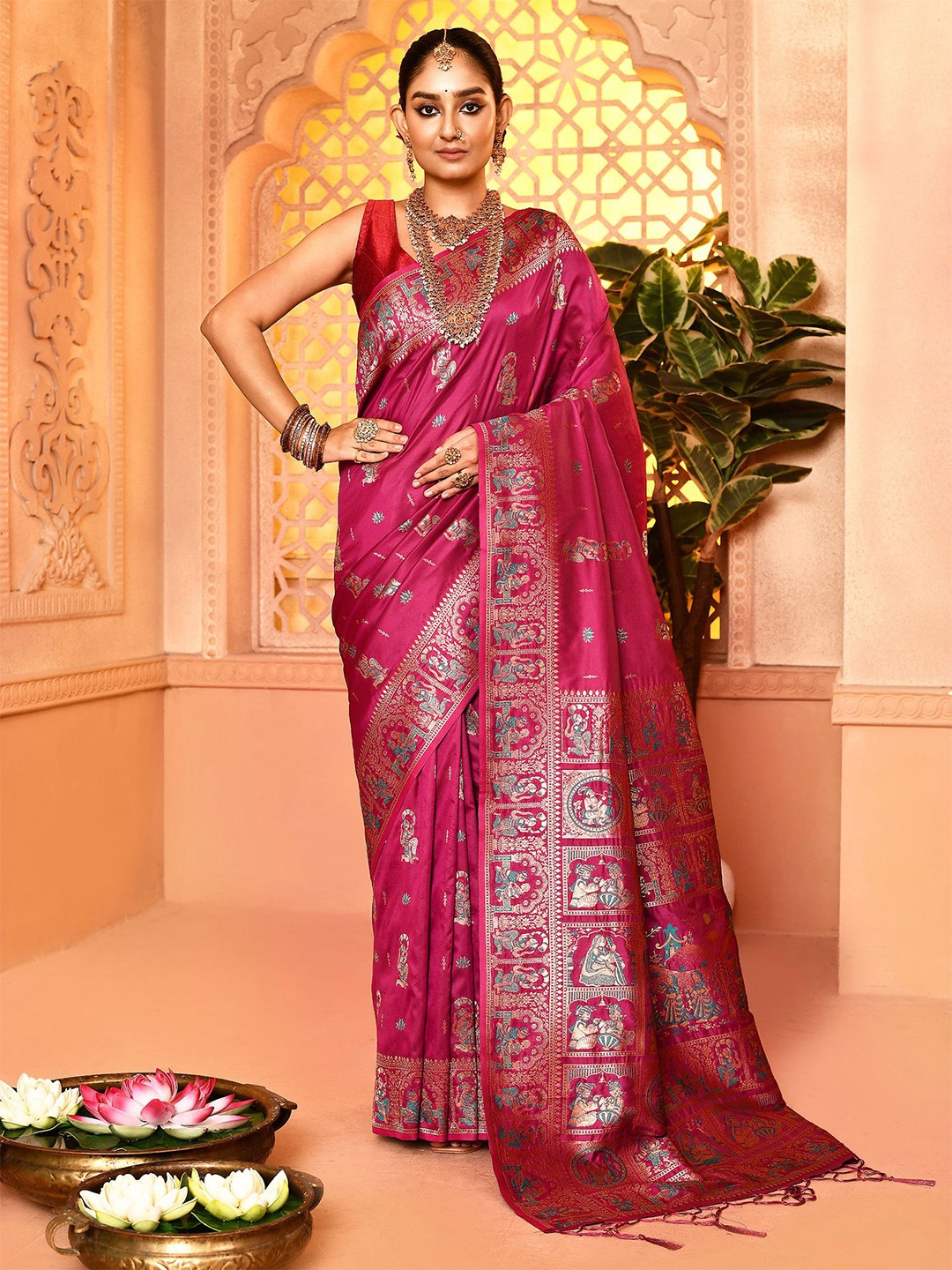 

elora Woven Design Zari Baluchari Saree, Pink