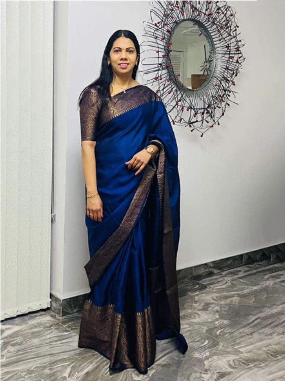 

Quelea Zari Pure Silk Banarasi Saree, Blue