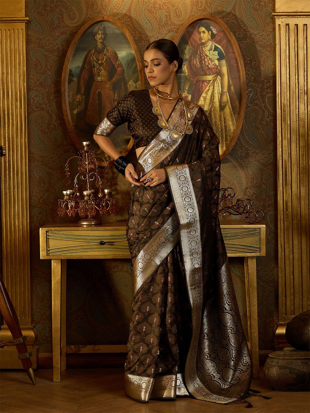 

Dori Woven Design Zari Satin Banarasi Saree, Brown