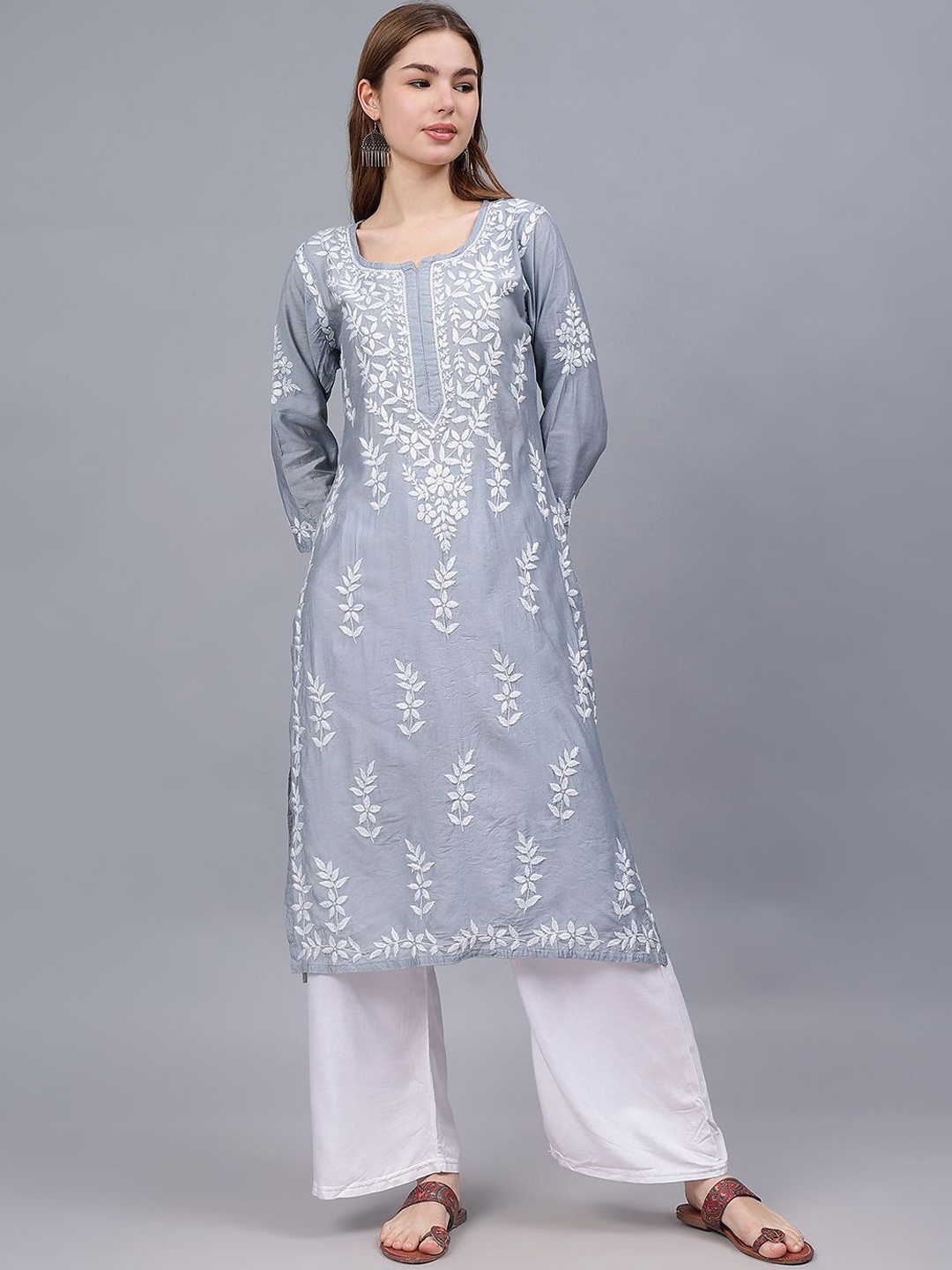 

Seva Chikan Ethnic Motifs Embroidered Chikankari Silk Straight Kurta, Grey