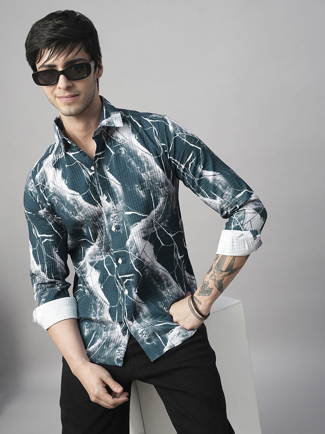 

TRYBUY.IN Men Standard Spread Collar Abstract Printed Cotton Casual Shirt, Teal