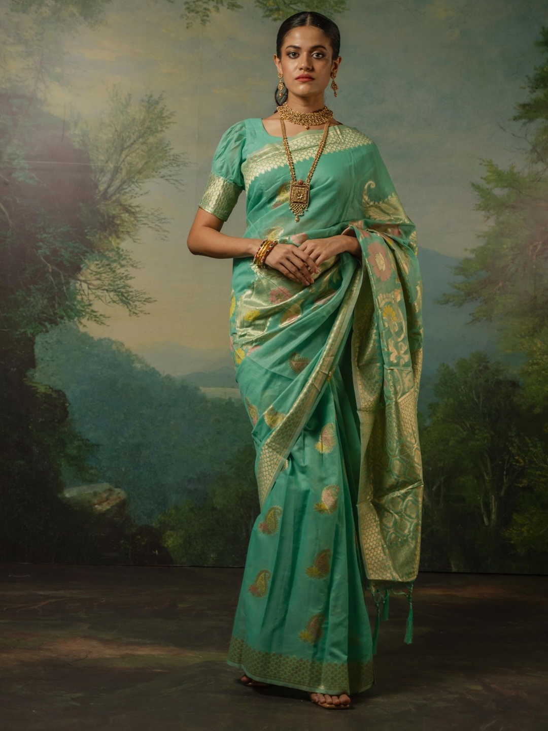 

Sangria Woven Design Banarasi Saree, Green