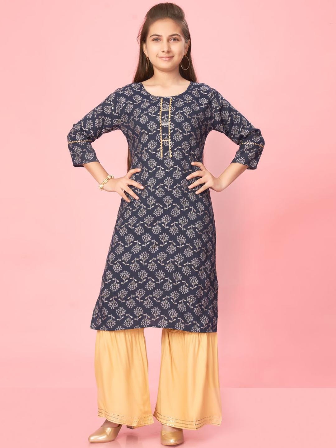 

BAESD Girls Floral Printed Gotta Patti Cotton Regular Straight Kurta, Navy blue