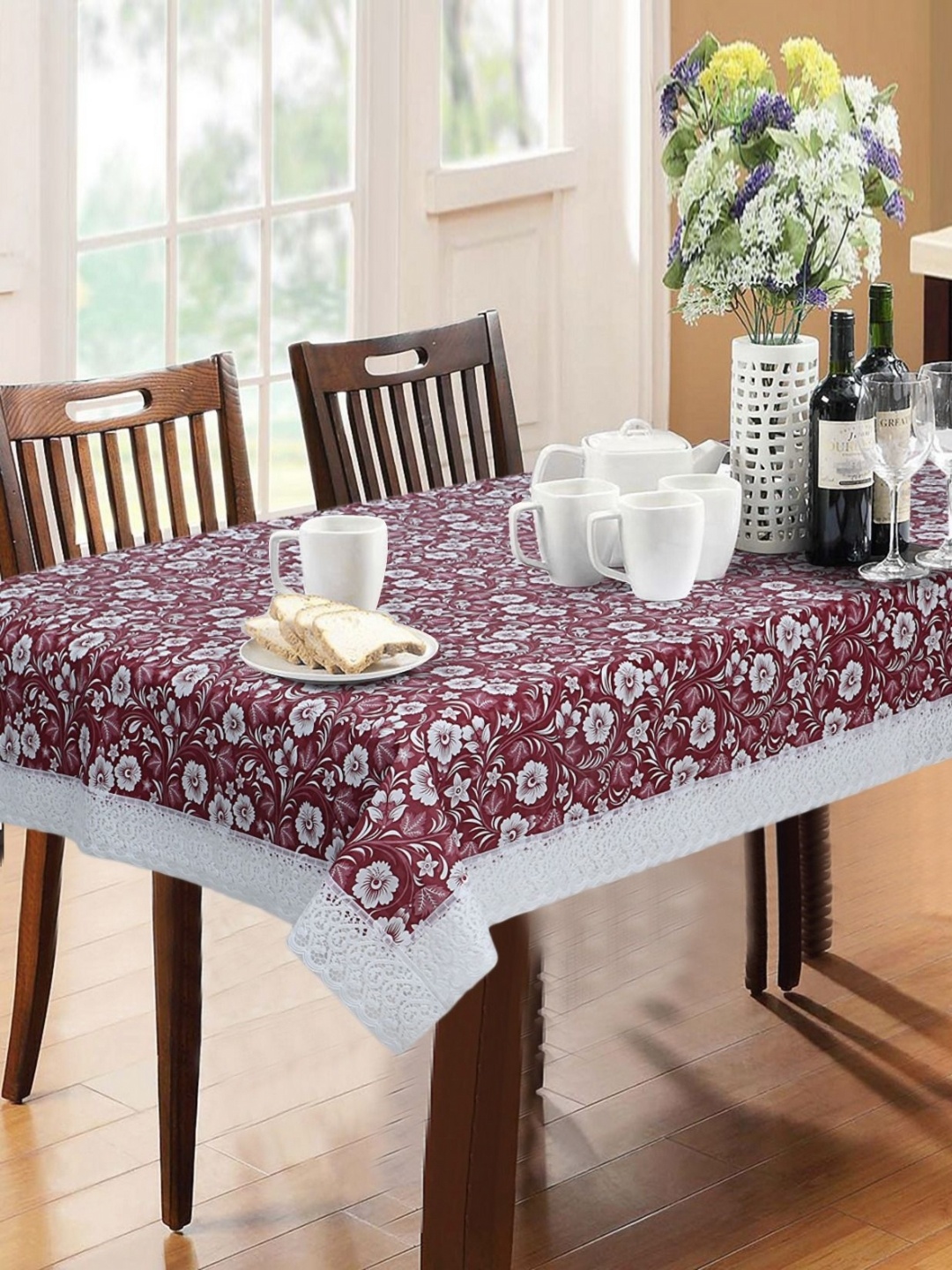 

LooMantha Rust Floral Printed Waterproof Plastic 6-Seater Table Cover