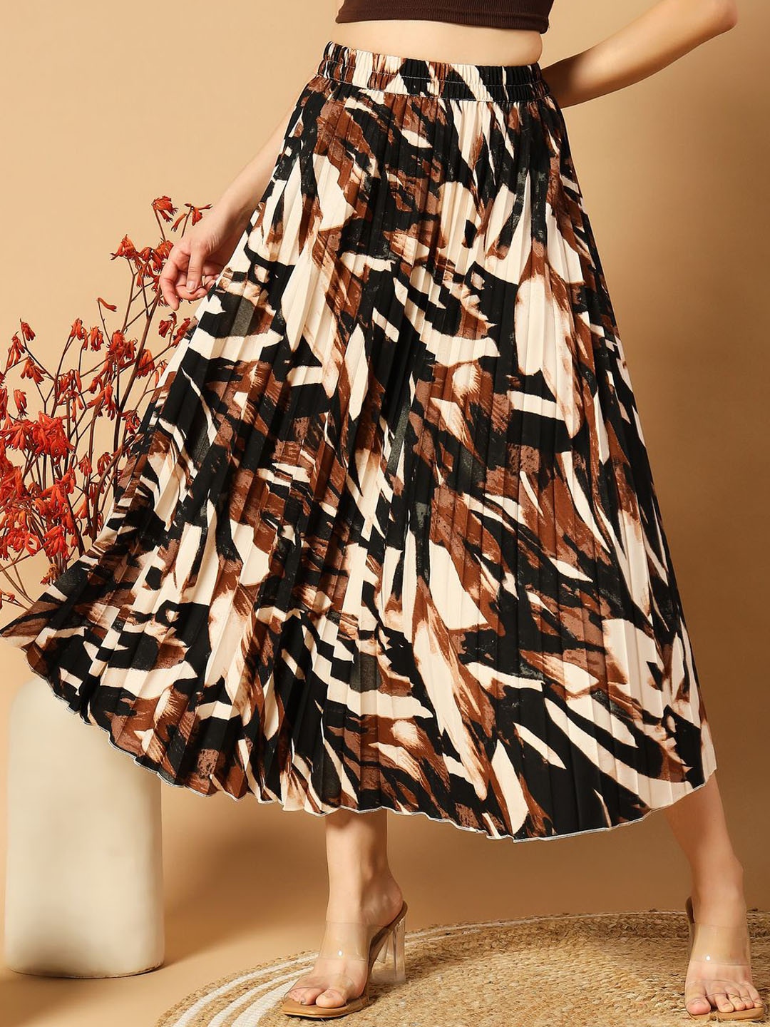 

OTABU Abstract Printed A-Line Midi Skirts, White