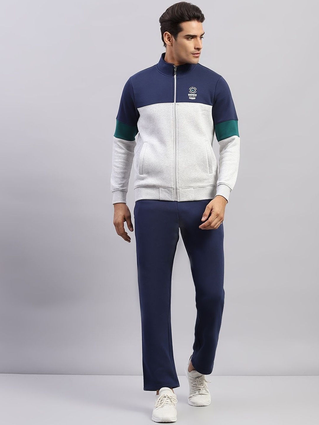 

Monte Carlo Colourblocked Printed Mock Neck Tracksuit, Navy blue