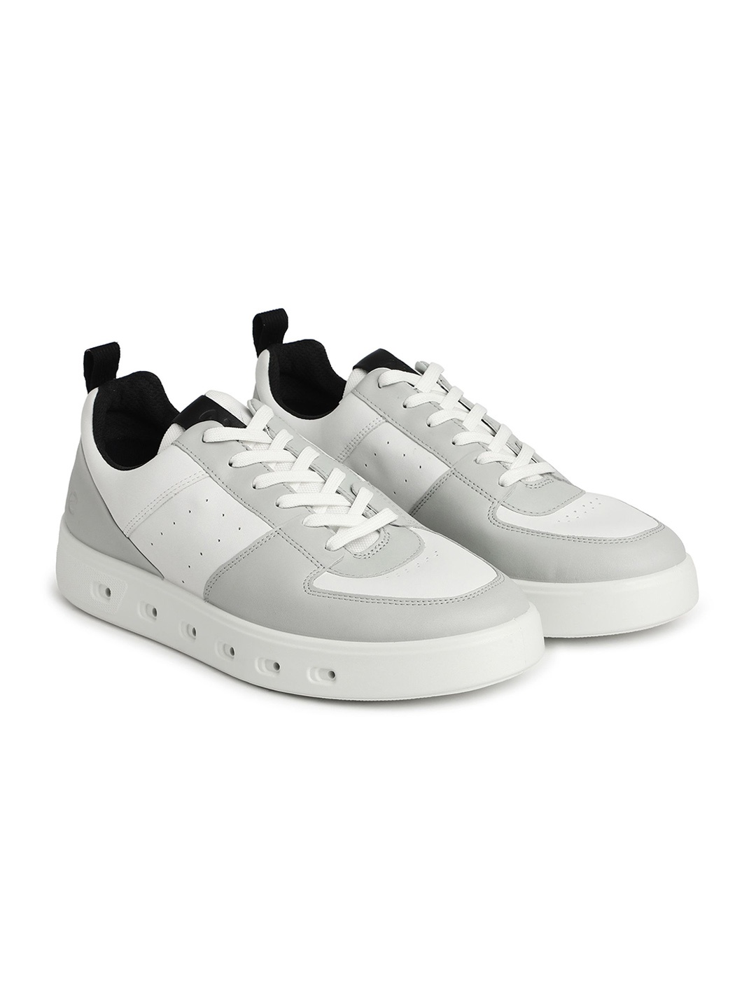 

ECCO Men Street 720 Leather Sneakers, Grey