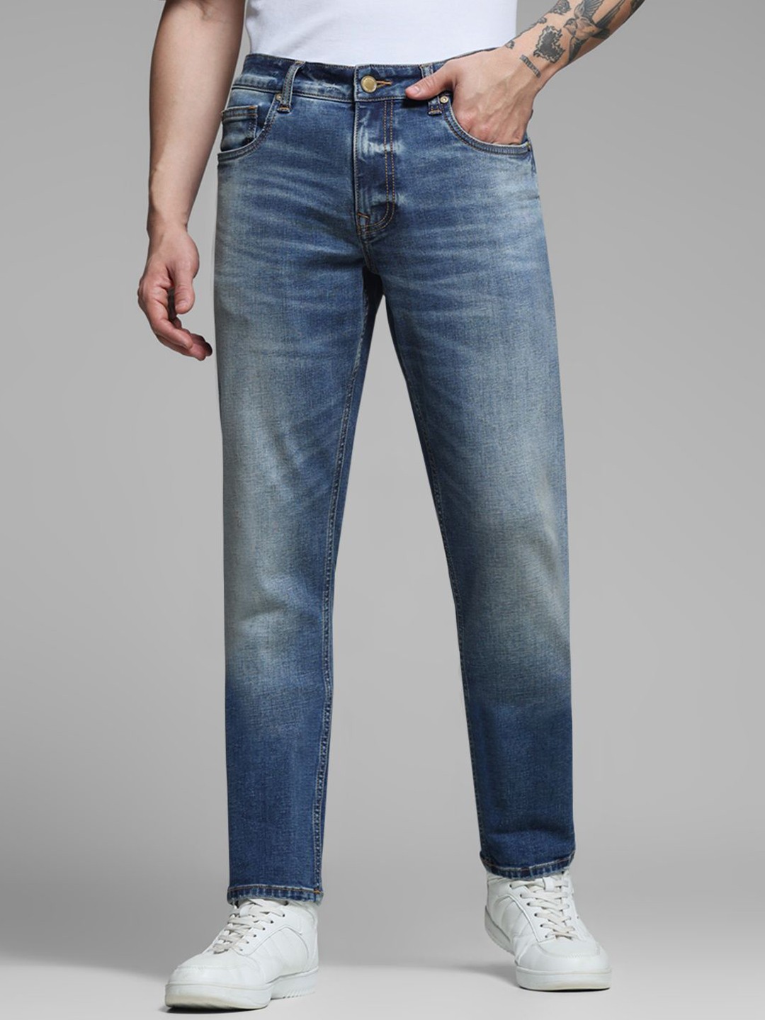 

Jack & Jones Men Slim Fit Mid-Rise Heavy Fade Stretchable Jeans, Blue