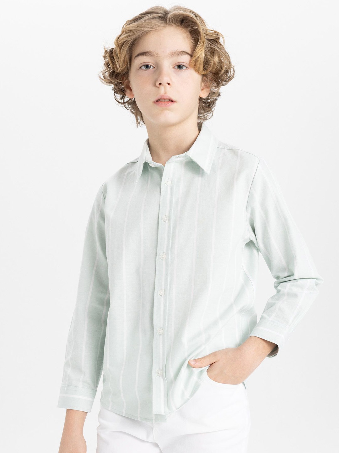 

DeFacto Boys Spread Collar Vertical Striped Cotton Casual Shirt, Green