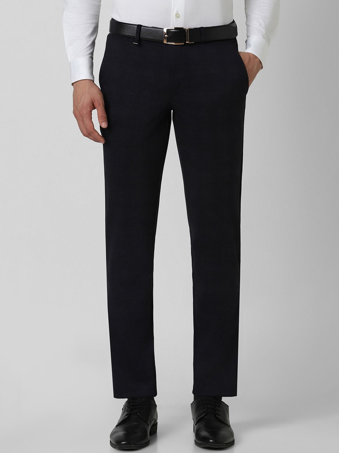 

Van Heusen Men Solid Ultra Slim Fit Formal Trouser, Black
