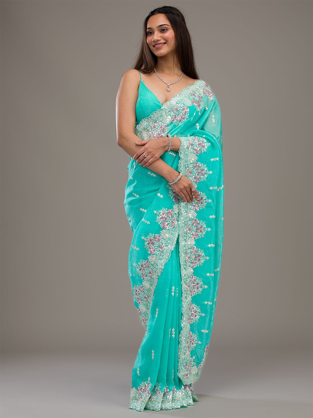 

Koskii Floral Embroidered Tissue Saree, Green