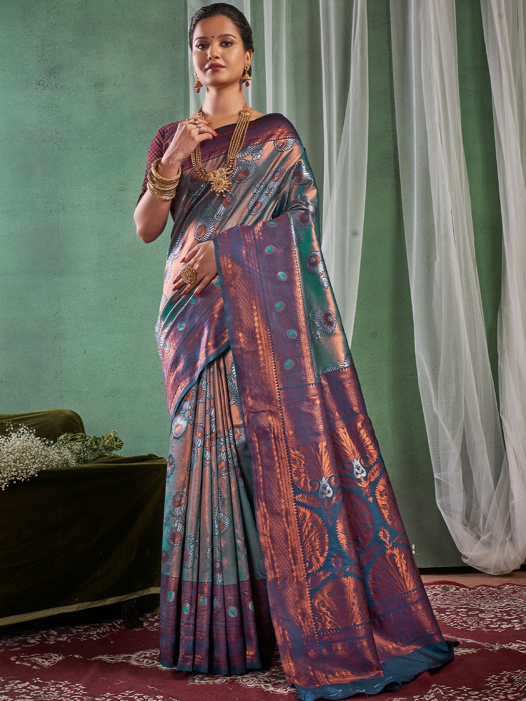 

Quelea Woven Design Zari Pure Silk Banarasi Saree, Sea green