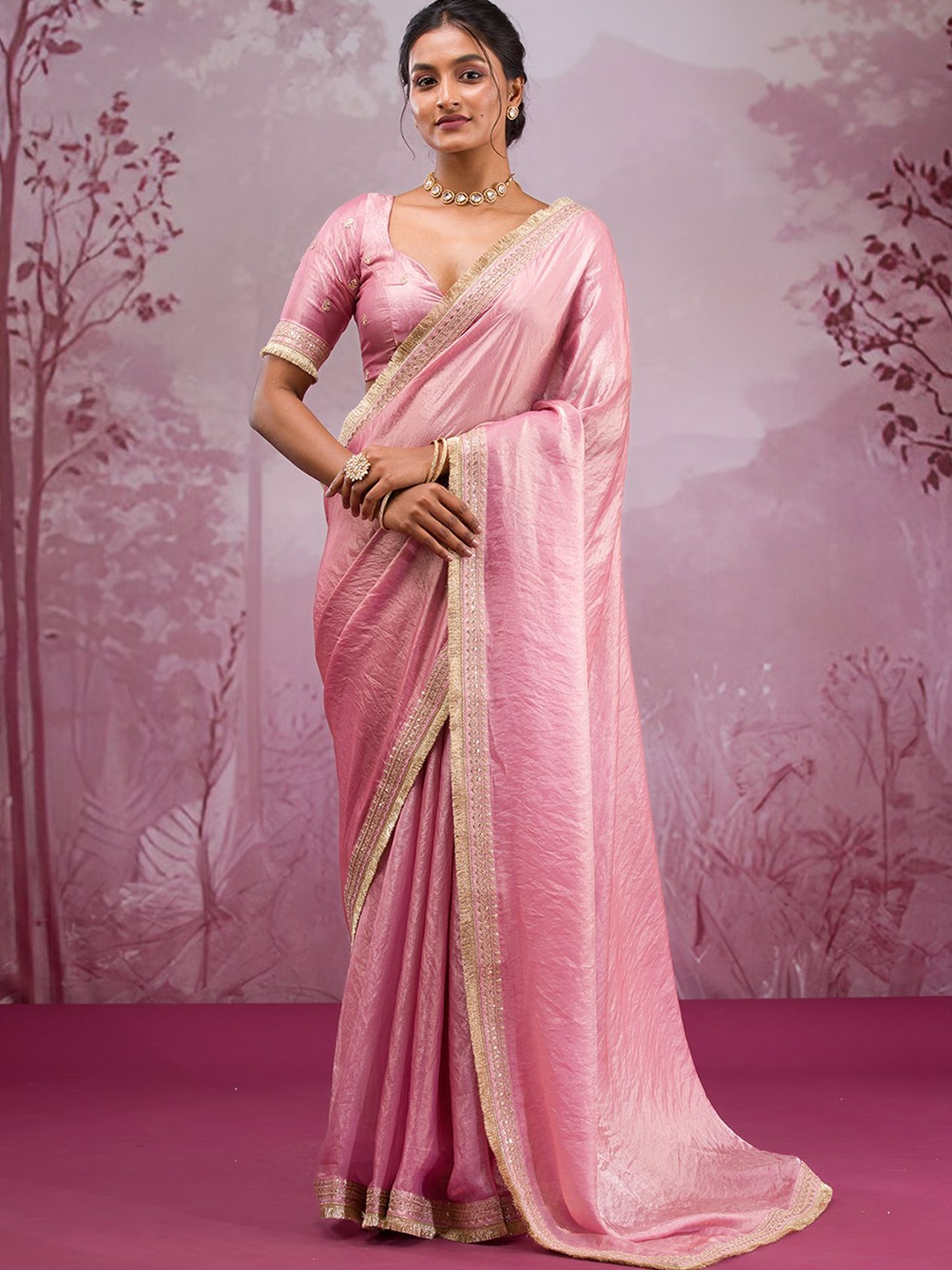 

Koskii Beads and Stones Solid Saree, Pink