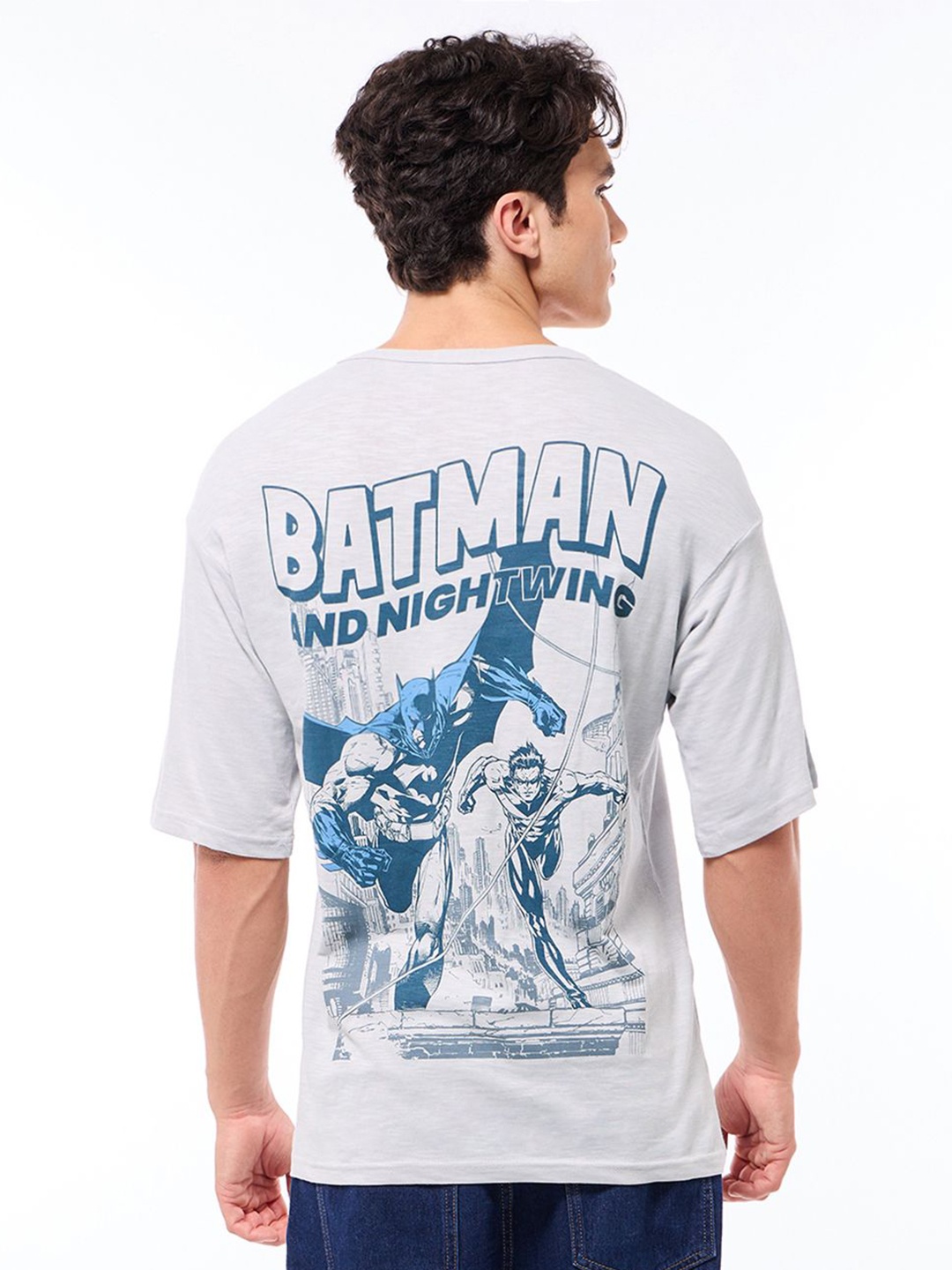 

Bewakoof Air 1.0 Men Vapour Blue Batman & Nightwing Graphic Printed Oversized T-shirt, Grey