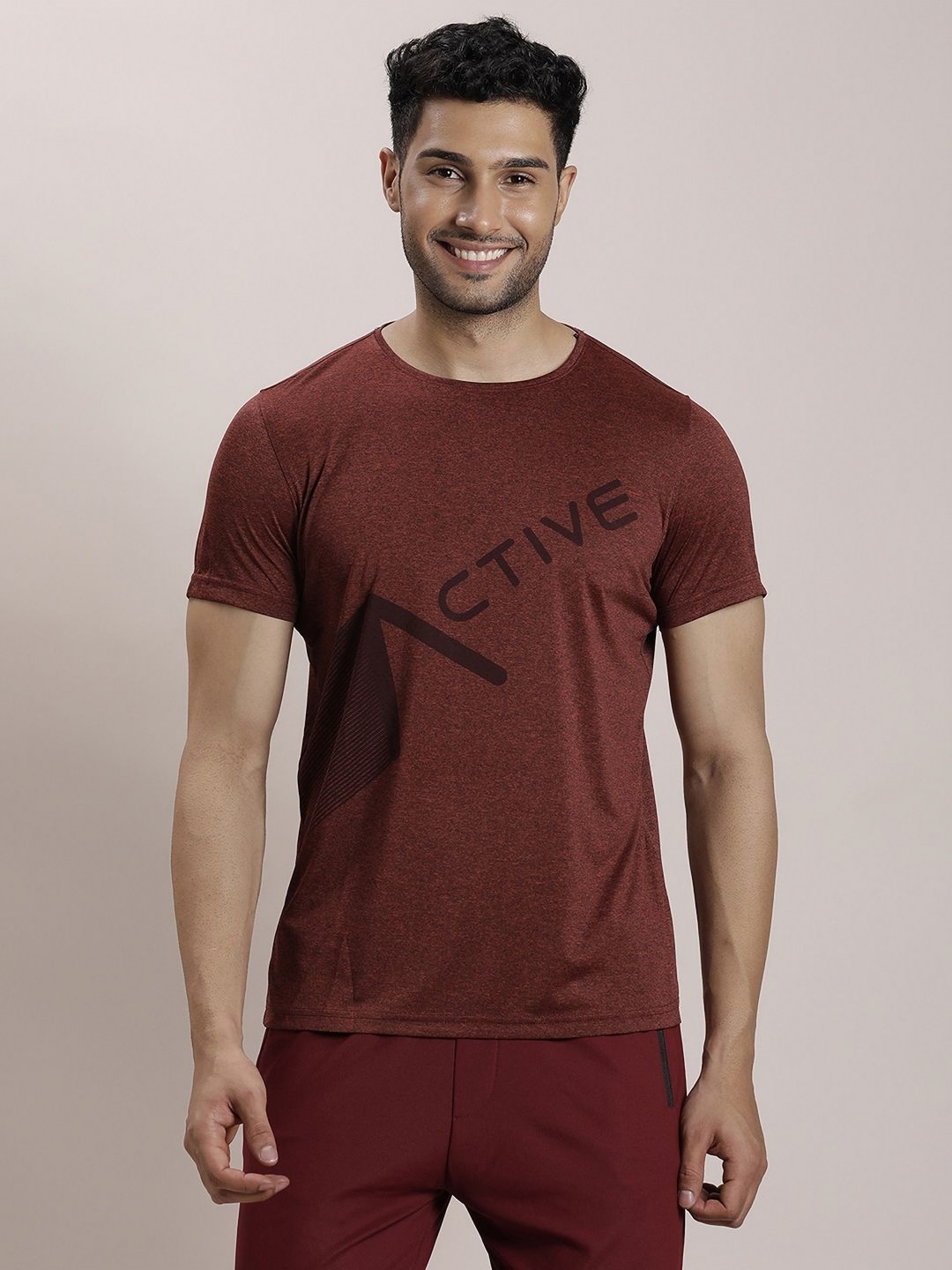 

Turtle Men Typography Printed Round Neck Slim Fit T-shirt, Maroon