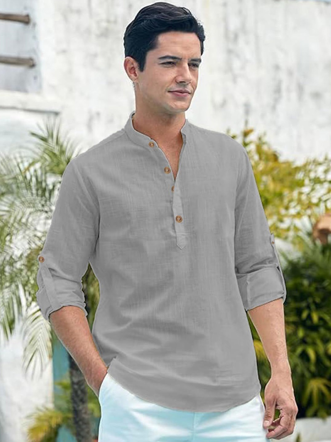 

Vida Loca Mandarin Collar Roll Up Sleeves Pure Cotton Short Kurta, Grey
