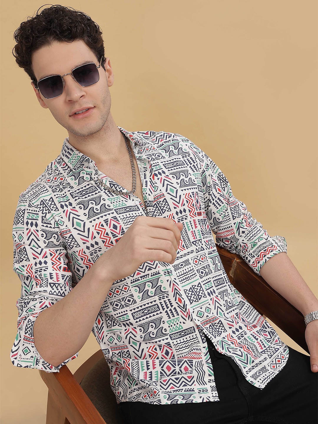 

HERE&NOW Men Spread Collar Ethnic Motifs Printed Slim Fit Casual Shirt, White