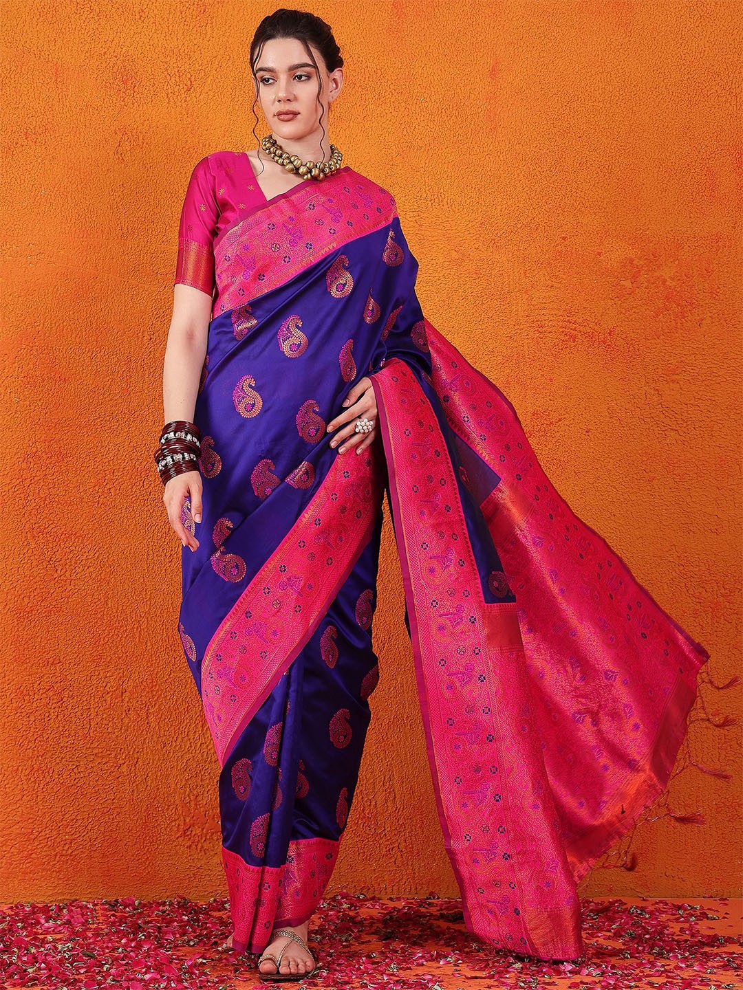 

Sangria Woven Design Zari Banarasi Saree, Purple