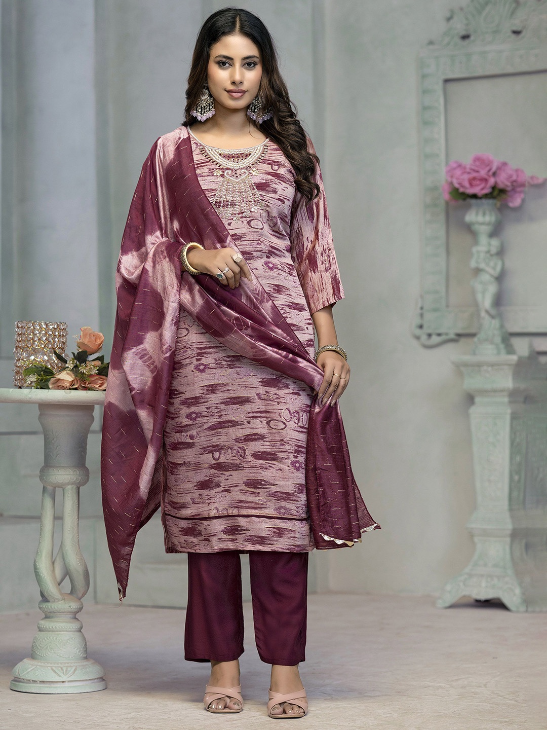 

Maroosh Women Printed Beads and Stones Kurta with Trousers & Dupatta, Maroon