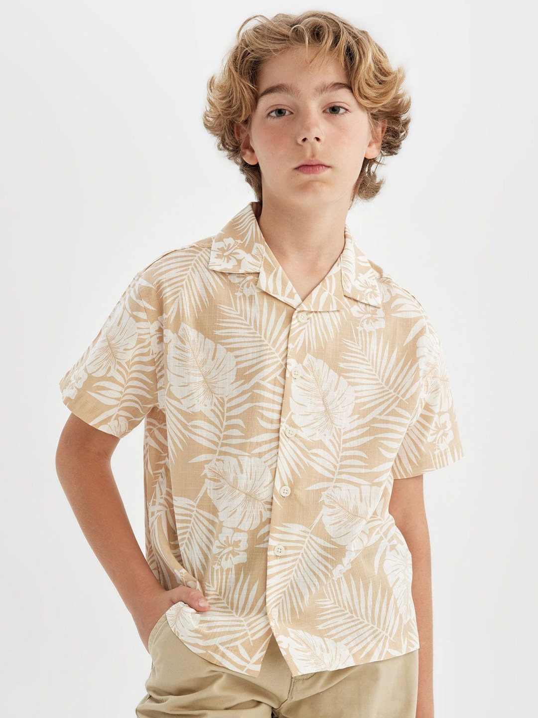 

DeFacto Boys Cuban Collar Floral Printed Cotton Casual Shirt, Cream