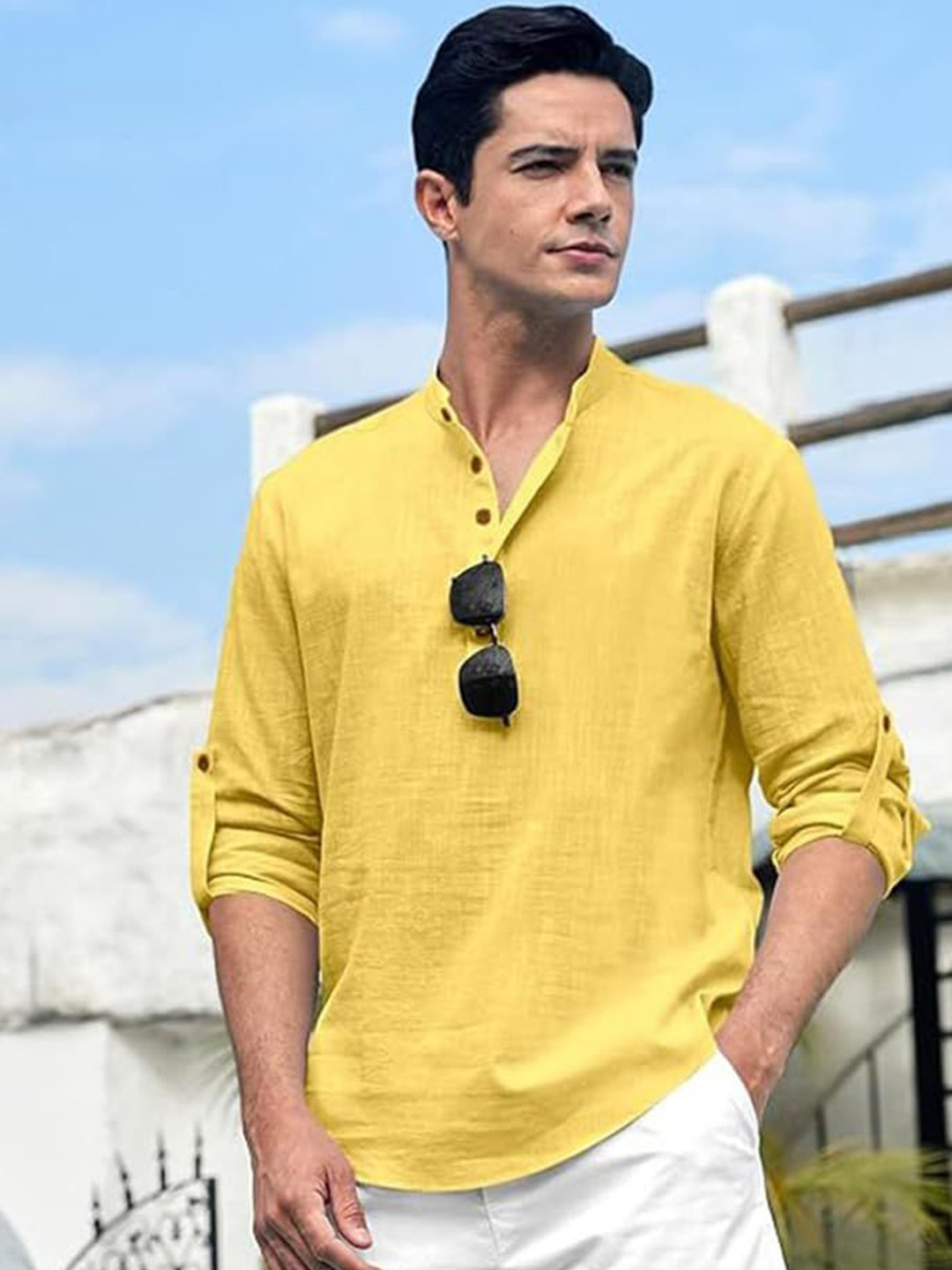 

Vida Loca Men Kurta, Yellow