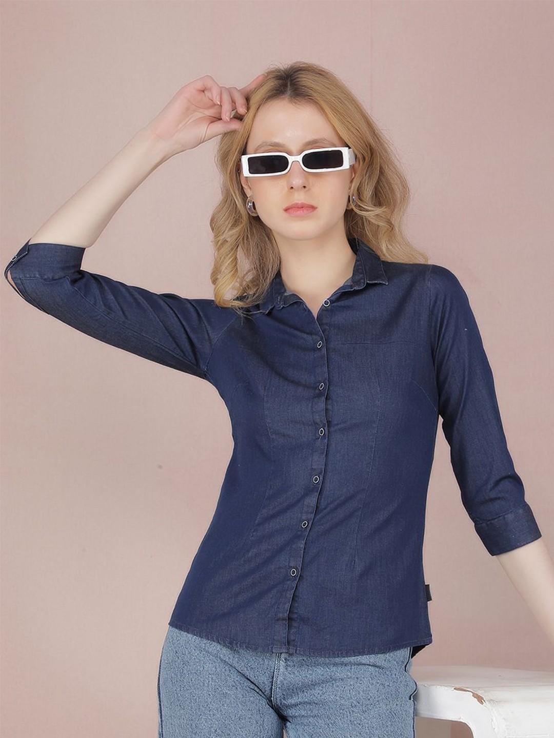 

Crimsoune Club Women Smart Spread Collar Solid Cotton Slim Fit Casual Shirt, Navy blue