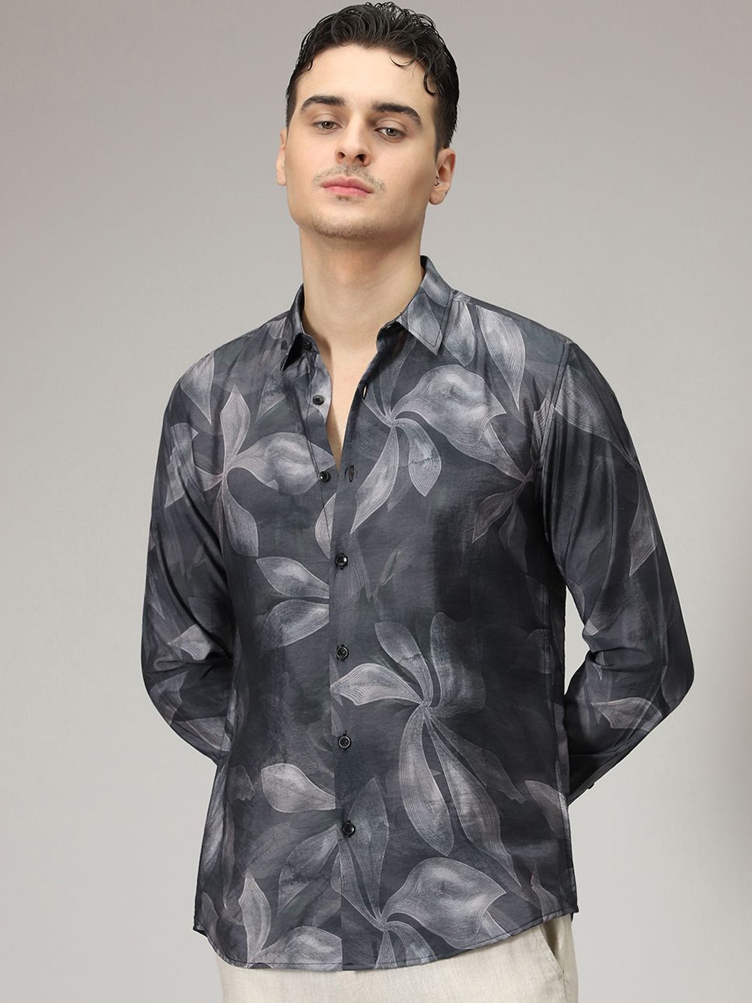 

Banana Club Men Classic Slim Fit Opaque Printed Casual Shirt, Black