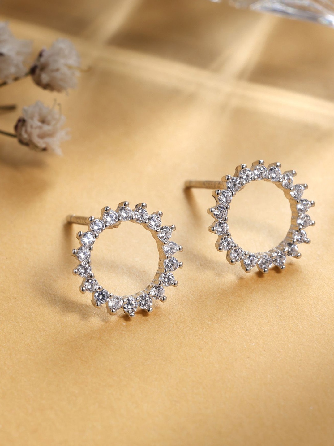 

DEESSA 925 Sterling Silver Rhodium-Plated Circular Studded Earrings