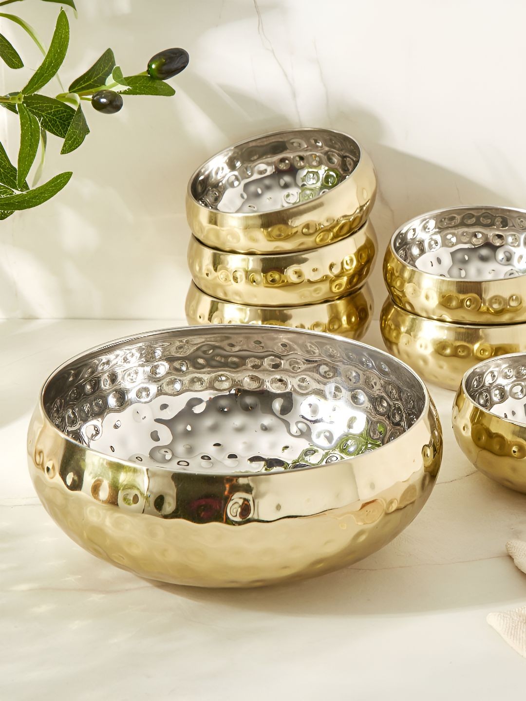 

Home Centre Shale Primo Gold-Toned 7 Piece Textured Stainless Steel Serving Bowls