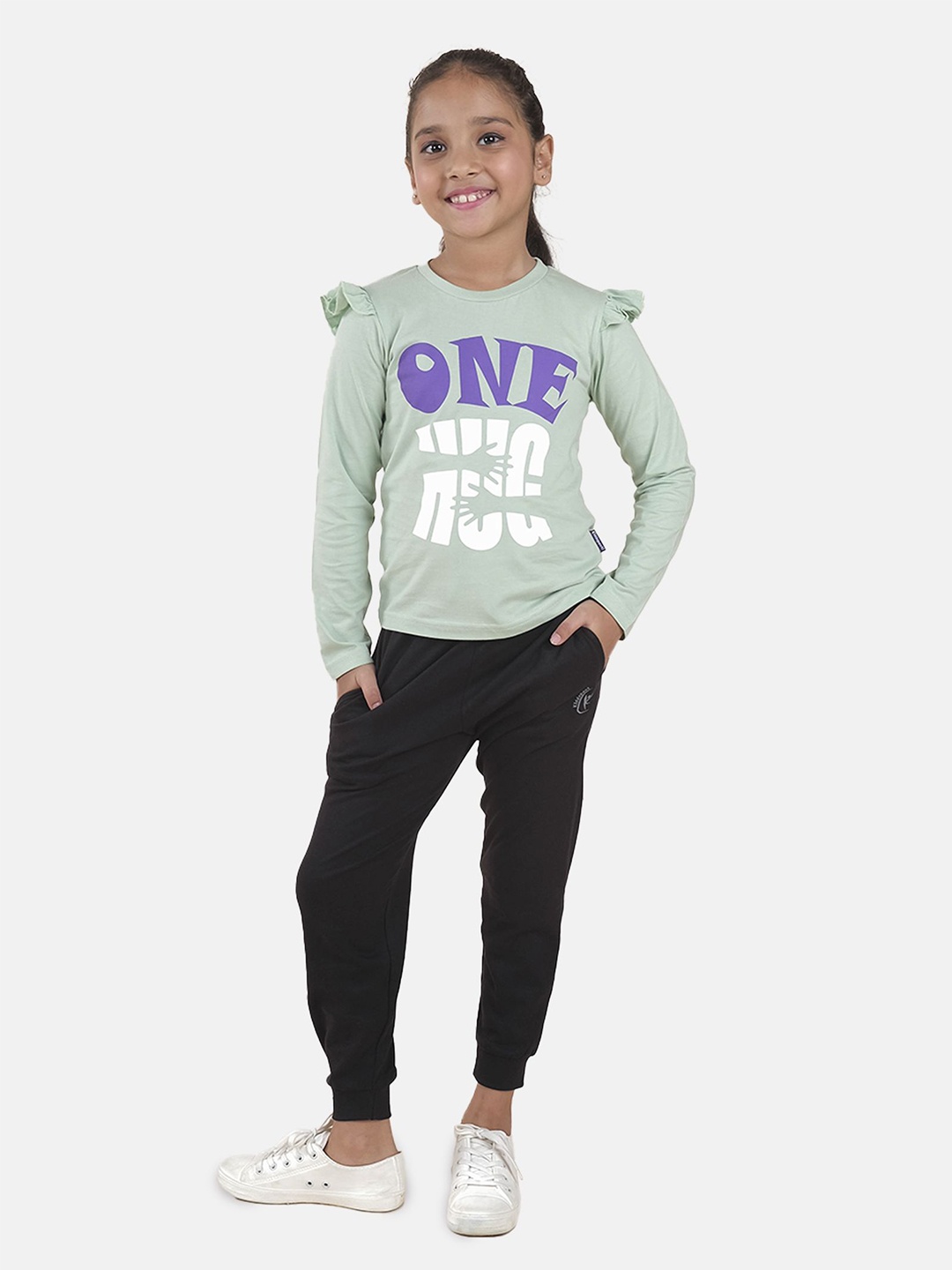 

KiddoPanti Girls Printed Pure Cotton T-shirt & Joggers, Green