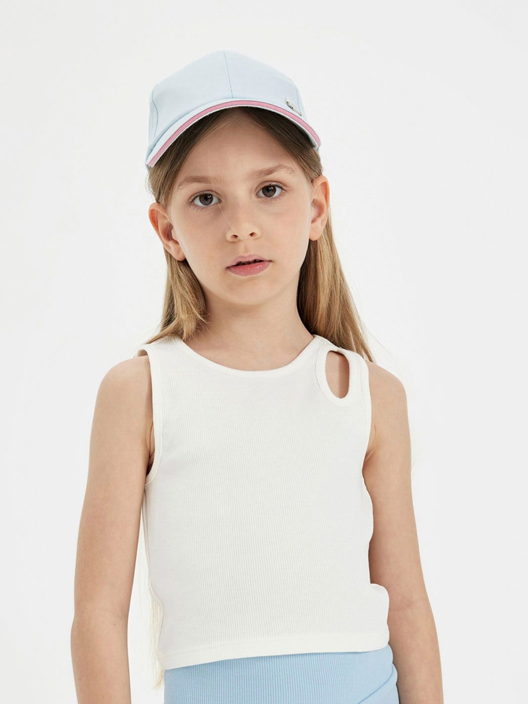 

DeFacto Girls Solid Round Neck Cotton Top, White