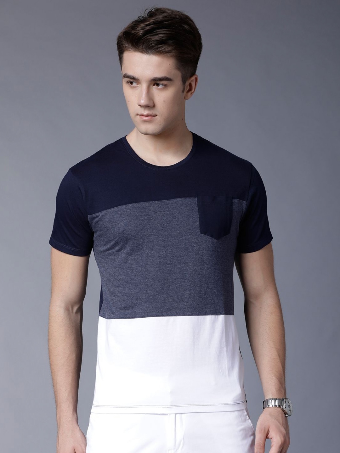 

HIGHLANDER Men Colourblocked Round Neck Cotton Slim Fit T-shirt, Navy blue