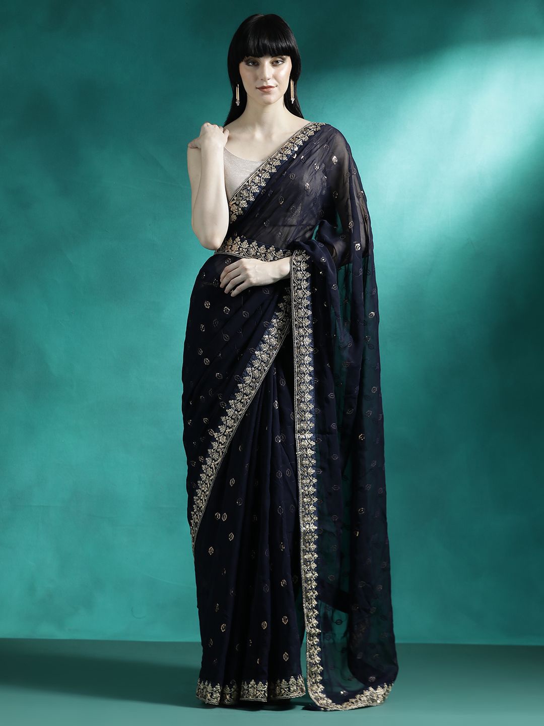 

Sangria Embroidery Saree With Blouse Piece, Navy blue